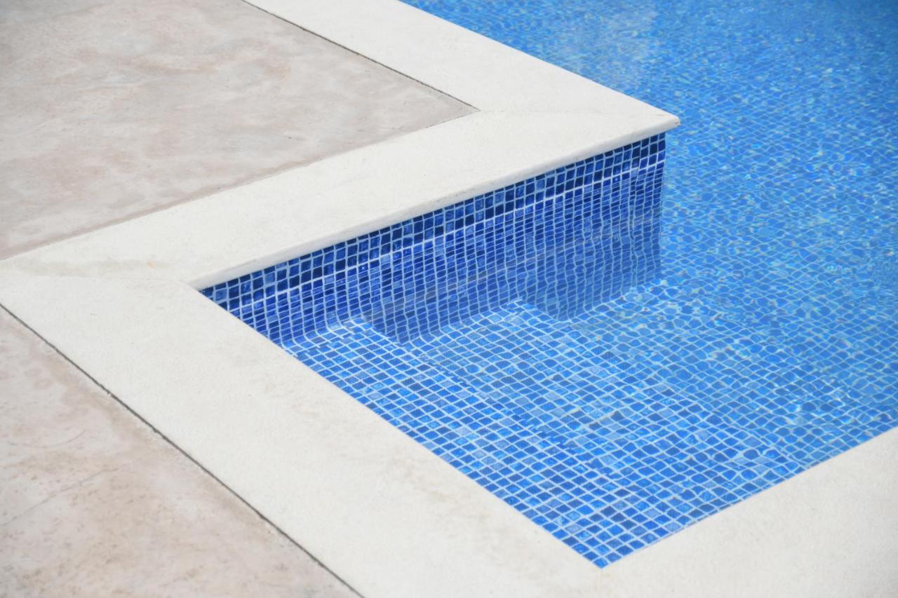 Arismari Villa - Heated Private Pool Episkopi  Экстерьер фото
